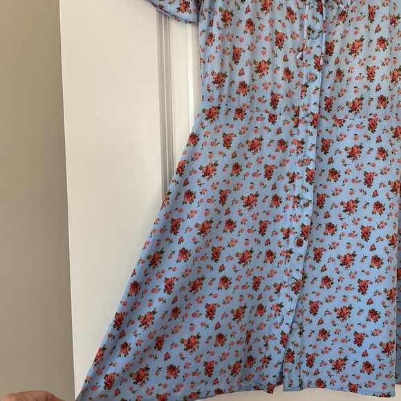 Reformation Page Mini Dress in Petunia Blue w Roses, Puff Sleeves, Split Back - Picture 11 of 14